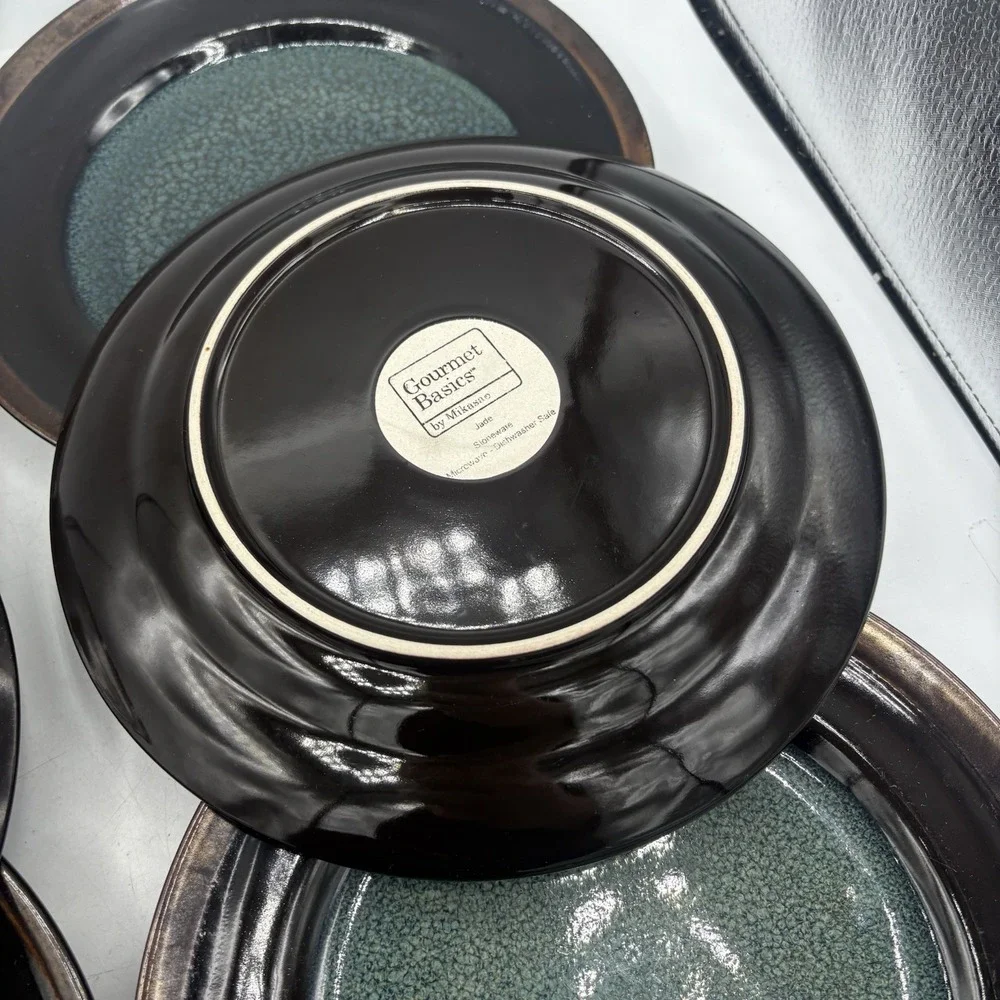 Mikasa Gourmet‎ Basics Salad Plates Jade Stoneware  8 5/8